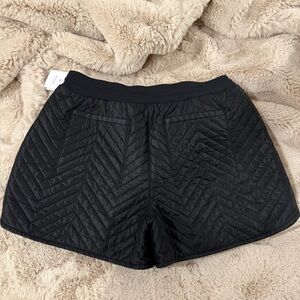 Athleta Black Quilted Athletic Shorts — Aprés Ski Collection